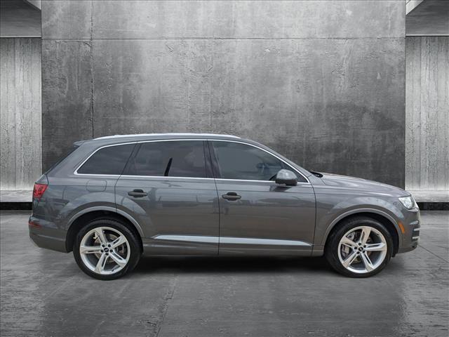 used 2019 Audi Q7 car, priced at $26,009