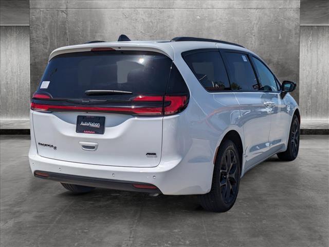 new 2024 Chrysler Pacifica car, priced at $44,491