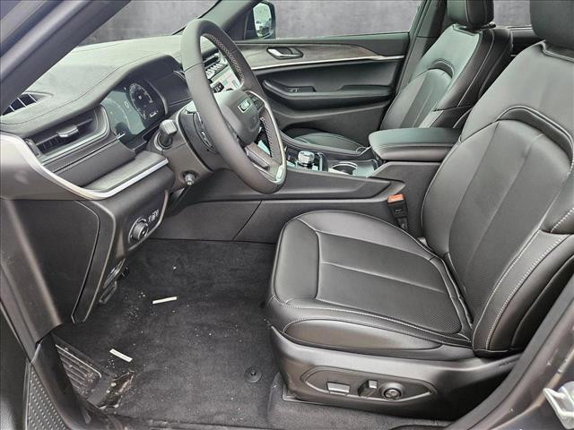 new 2025 Jeep Grand Cherokee car, priced at $46,124