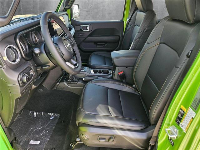 new 2025 Jeep Gladiator car, priced at $41,774