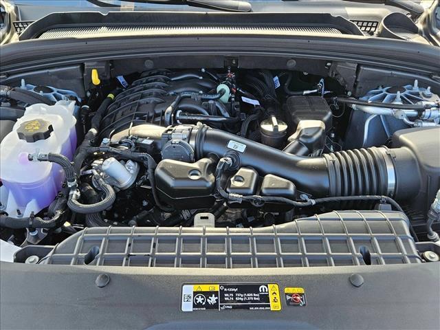 new 2025 Jeep Grand Cherokee car, priced at $39,377