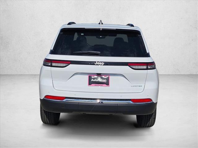 new 2025 Jeep Grand Cherokee car, priced at $39,377