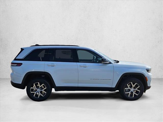 new 2025 Jeep Grand Cherokee car, priced at $39,377