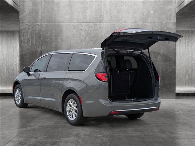 new 2025 Chrysler Pacifica car, priced at $43,920