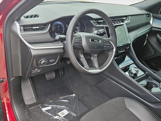 new 2025 Jeep Grand Cherokee L car, priced at $39,201