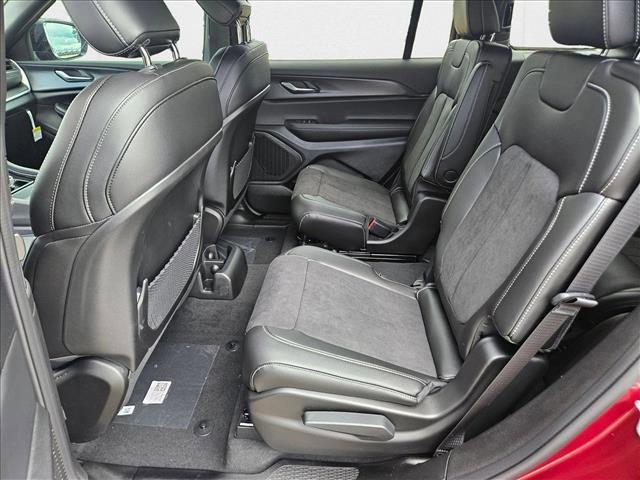 new 2025 Jeep Grand Cherokee L car, priced at $39,201