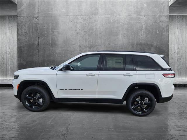 new 2025 Jeep Grand Cherokee car, priced at $41,256