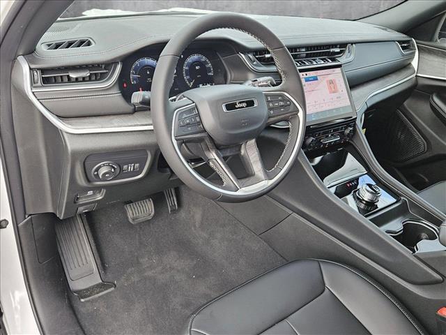 new 2025 Jeep Grand Cherokee car, priced at $41,256