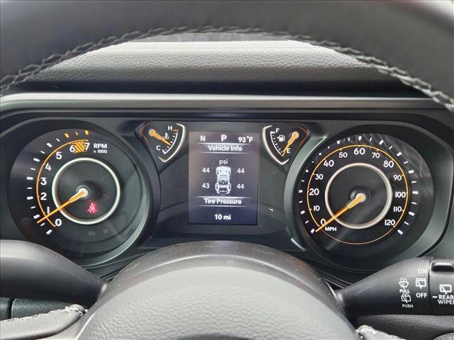 new 2025 Jeep Wrangler car, priced at $49,044