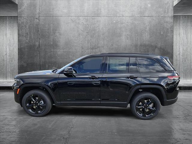 new 2025 Jeep Grand Cherokee car, priced at $43,675