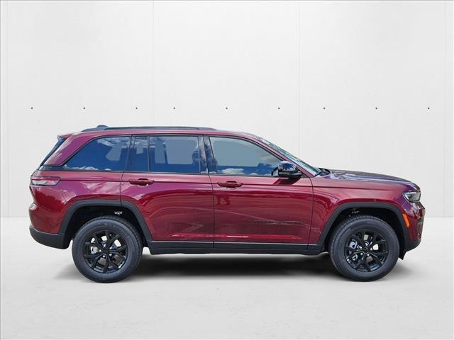 new 2025 Jeep Grand Cherokee car, priced at $37,741