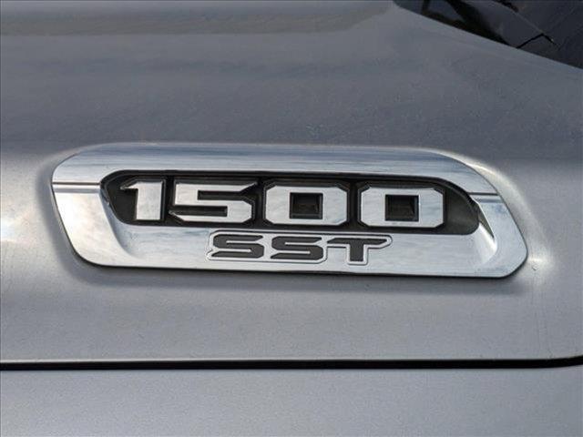 new 2025 Ram 1500 car, priced at $60,900