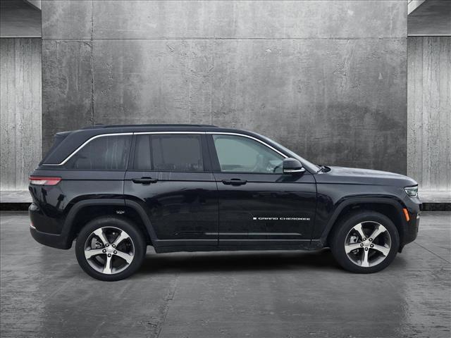 new 2024 Jeep Grand Cherokee car, priced at $48,353