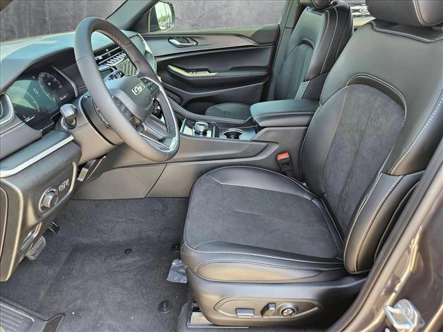 new 2025 Jeep Grand Cherokee L car, priced at $40,076