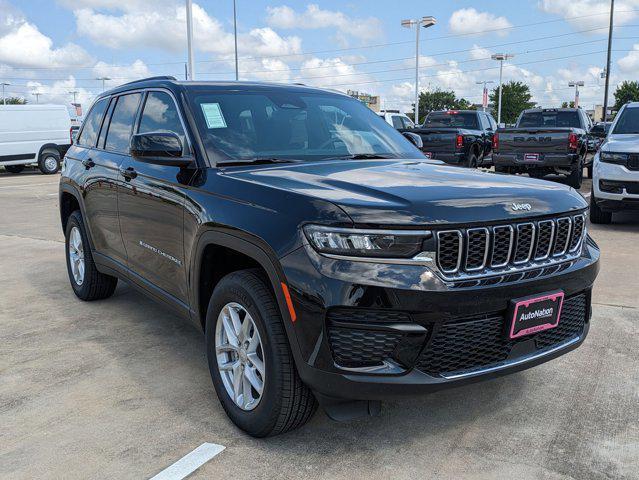 new 2025 Jeep Grand Cherokee car, priced at $33,448