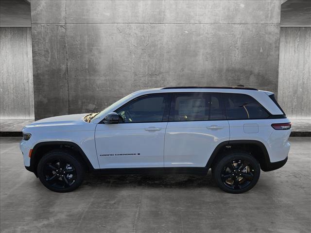 new 2024 Jeep Grand Cherokee car, priced at $41,696