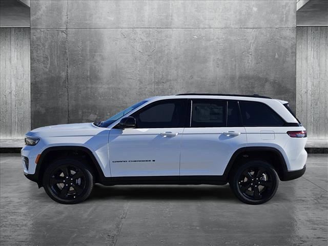 new 2025 Jeep Grand Cherokee car, priced at $43,080