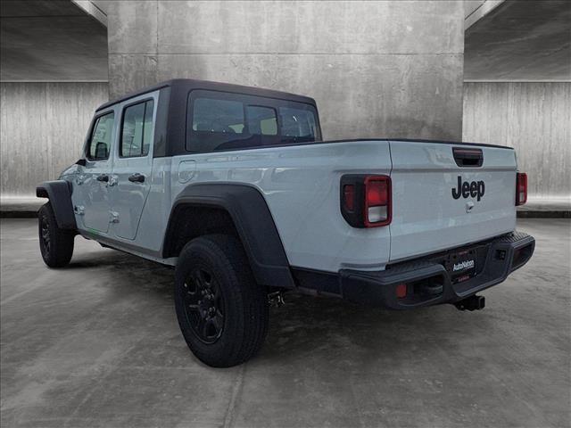 new 2024 Jeep Gladiator car, priced at $33,403