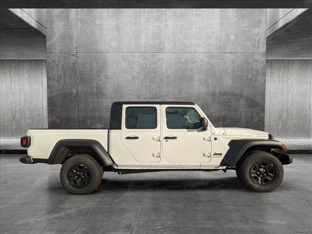 new 2024 Jeep Gladiator car, priced at $33,403