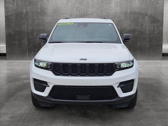 new 2024 Jeep Grand Cherokee car, priced at $40,747