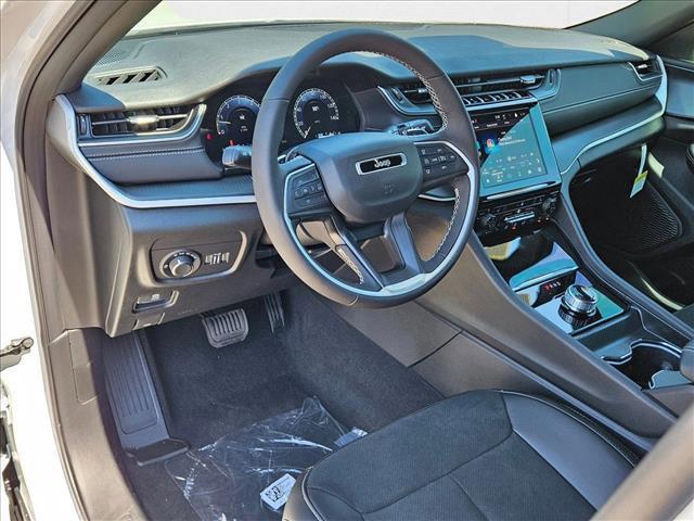 new 2025 Jeep Grand Cherokee L car, priced at $39,699