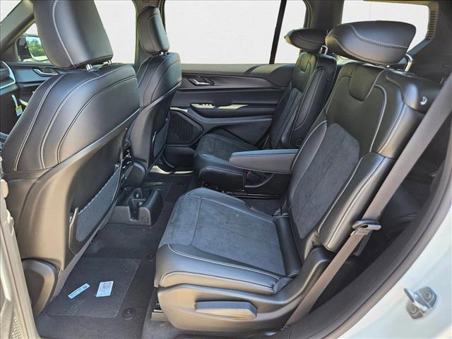 new 2025 Jeep Grand Cherokee L car, priced at $39,699