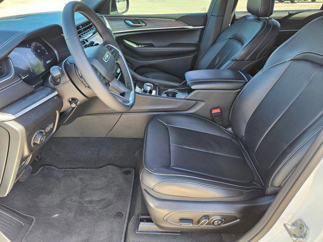 new 2025 Jeep Grand Cherokee L car, priced at $43,277