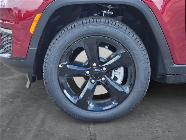 new 2025 Jeep Grand Cherokee L car, priced at $45,541