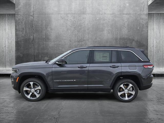 new 2025 Jeep Grand Cherokee car, priced at $39,439