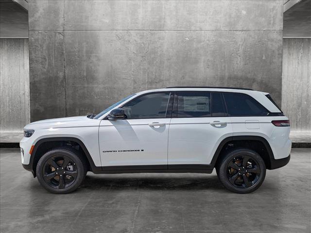 new 2024 Jeep Grand Cherokee car, priced at $43,656