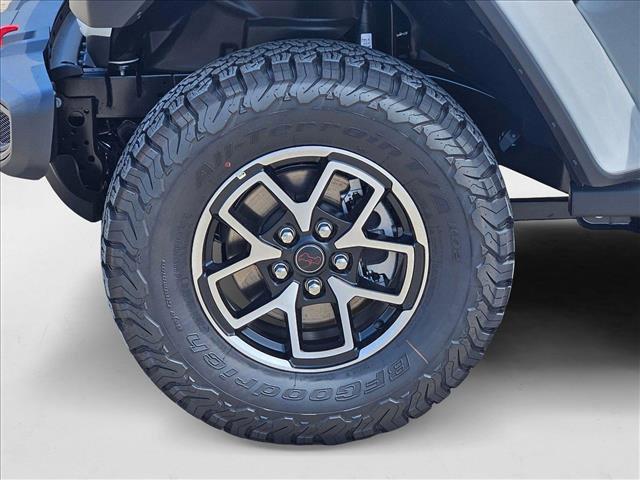 new 2025 Jeep Wrangler car, priced at $50,491