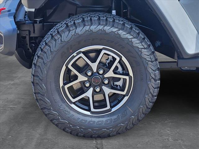 new 2025 Jeep Wrangler car, priced at $51,999