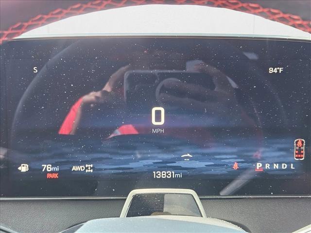 used 2024 Chevrolet Traverse car, priced at $48,995