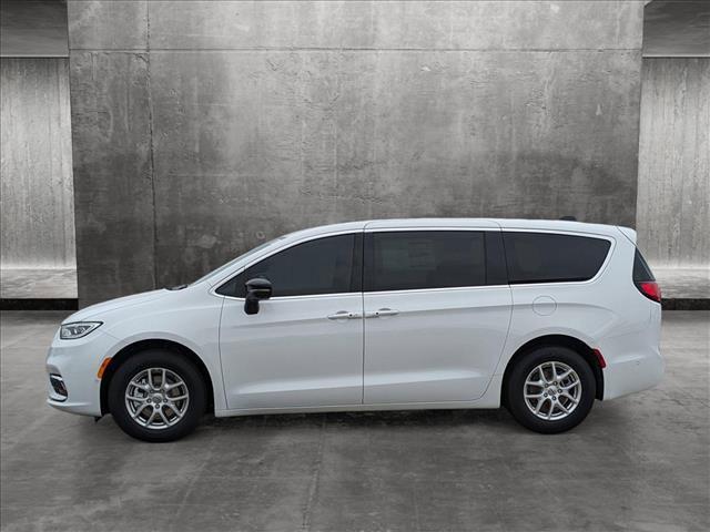 new 2025 Chrysler Pacifica car, priced at $43,425