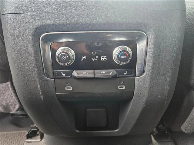 used 2023 GMC Yukon car, priced at $61,992