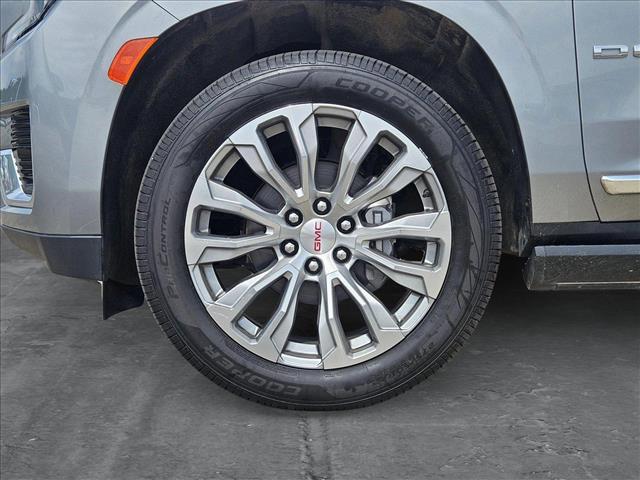 used 2023 GMC Yukon car, priced at $61,992