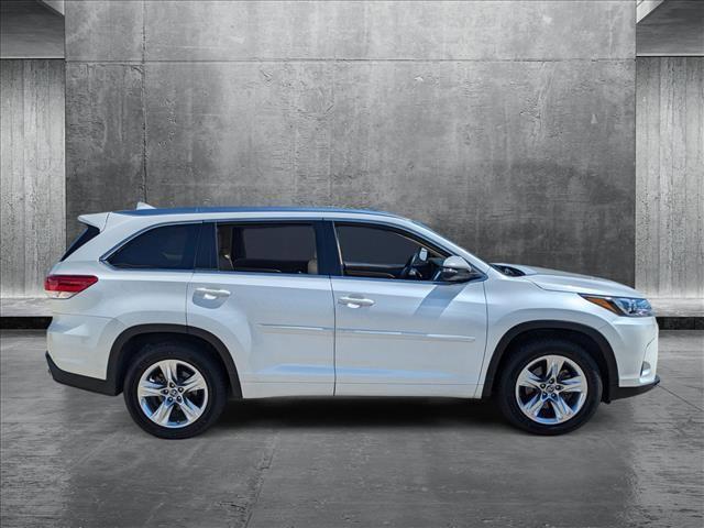 used 2018 Toyota Highlander car, priced at $23,652