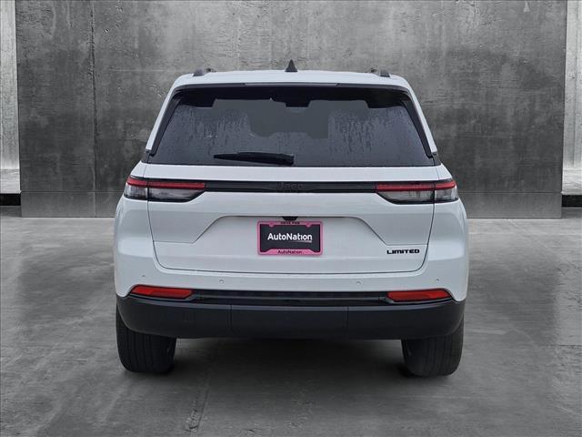 new 2025 Jeep Grand Cherokee car, priced at $41,256