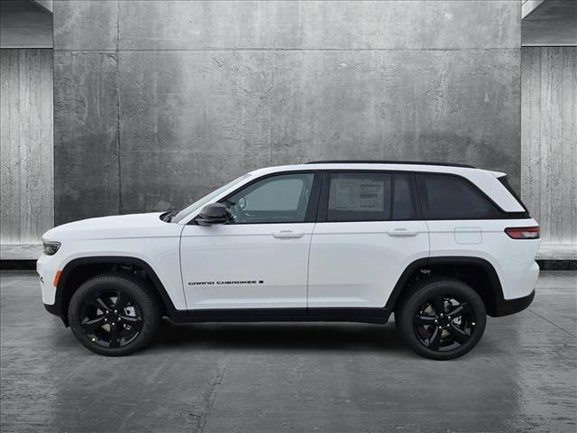 new 2025 Jeep Grand Cherokee car, priced at $41,256