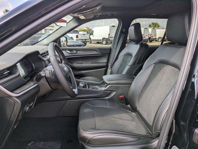 new 2025 Jeep Grand Cherokee car, priced at $37,616