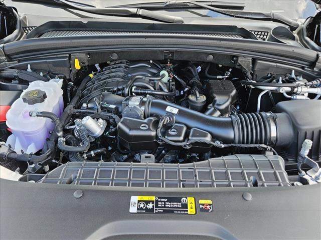 new 2025 Jeep Grand Cherokee car, priced at $40,949