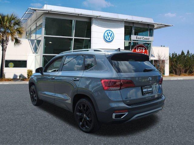 new 2024 Volkswagen Taos car