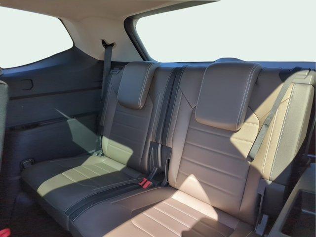 new 2025 Volkswagen Atlas car, priced at $51,076