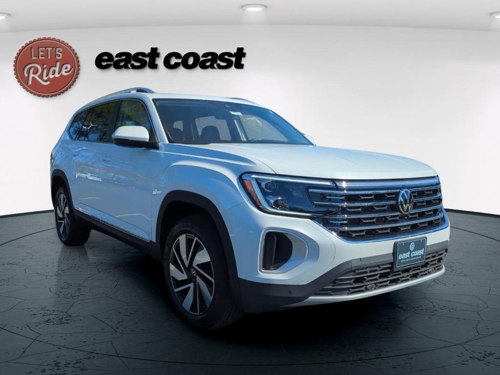 new 2025 Volkswagen Atlas car, priced at $46,076