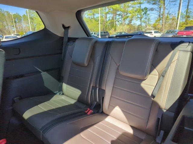 new 2025 Volkswagen Atlas car, priced at $51,076