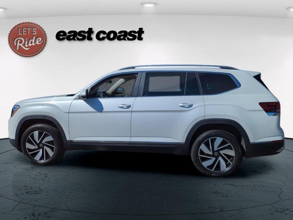 new 2025 Volkswagen Atlas car, priced at $46,076