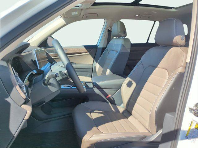 new 2025 Volkswagen Atlas car, priced at $51,076