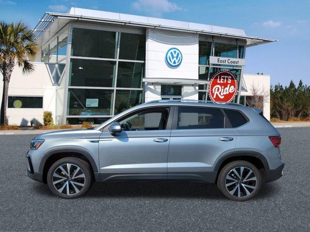 new 2024 Volkswagen Taos car