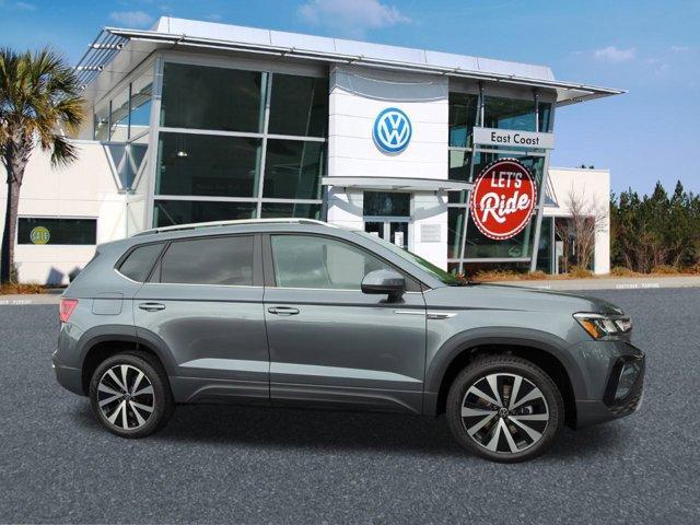 new 2024 Volkswagen Taos car