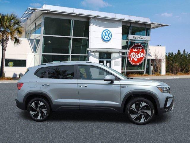 new 2024 Volkswagen Taos car